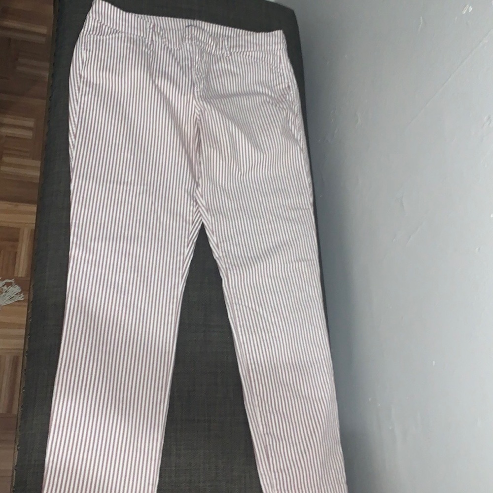 White and pink stripped pants